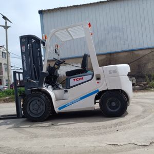 TCM 35 3.5 Tons Diesel Japan Isuzu <b>Engine</b> 2023 <b>Model</b> AWD/4X4 3m Lifting Height Reasonable Price Excellent - Product Image 2