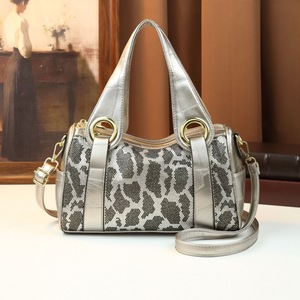 Sac à main de luxe en cuir véritable à imprimé léopard et strass pour femme, sac à bandoulière avec poignée supérieure pour le travail et les voyages - Product Image 6