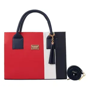 Sac à bandoulière en cuir rouge pour femme Fana Kady avec chaîne décorative, fermeture à bouton, design rayé, usage quotidien - Product Image 4