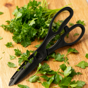 مقص مطبخ خفيف الوزن وصديق للبيئة من غاروين بشفرة حادة جداً 4 بوصات مصنوع من الفولاذ المقاوم للصدأ طويل الأمد مع مقبض مريح من البلاستيك ABS - Product Image 5