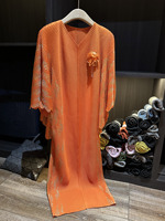Robe longue décontractée d'automne à manches chauve-souris, haut de gamme, motif uni, plissée, col en V, coupe ample, grande taille, en satin lavable, motif floral