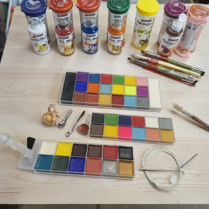 Kit Profesional de Pintura Facial y Corporal a Base de Agua con Ingredientes Naturales, No Tóxica, Hipoalergénica, 12 Colores Lavables - Product Image 3