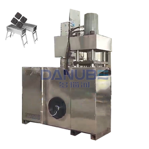 Système de formage par compression en acier inoxydable de qualité industrielle pour la production rapide de blocs façonnés à partir de matériaux en poudre sèche - Product Image 1