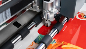Máquina de Corte de Papel Skycut A3Max4 PRO con Alimentación Automática y Herramienta de Hendido con Rueda Rotatoria - Product Image 5