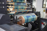 Machine d'impression flexographique 6 couleurs haute vitesse pour emballages en papier, boîtes, films, tissus, sacs en non-tissé, sacs en ciment et sacs tissés