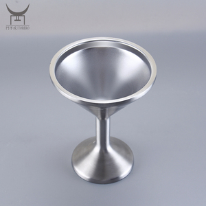 Fabricants de verres à cocktail en acier inoxydable durables, résistants aux chutes, au design contemporain personnalisé, pour verres à vin, gobelets, martini - Product Image 5