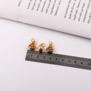 Bracelet avec pendentif en émail cloisonné plaqué or ancien, famille de trois, accessoire de bijoux pour cadeau, unisexe, en alliage de zinc - Product Image 2