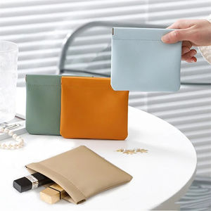 Wholesale New Unisex PU Leather Portable Coin Purse Earphone Bag Headphone Organizer <b>Mini</b> Sundry Cosmetic <b>Lipstick</b> Change - Product Image 1