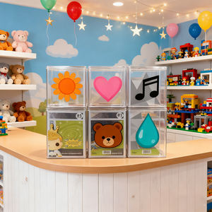 Étagère d'exposition personnalisée, moderne, épaisse, portable, en acrylique, pour figurines Marvel, jouets, cartes à collectionner Pokémon, cartes Yu-Gi-Oh - Product Image 3