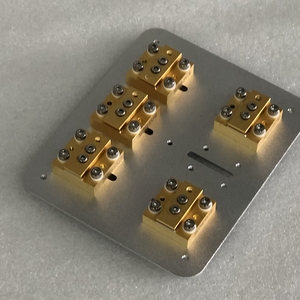 Nouvelle diode laser infrarouge 80W 940nm <span class=keywords><strong>CS</strong></span> à barre unique montée, haute précision pour les applications de communication et de laser à fibre - Product Image 4