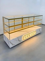 Vitrine réfrigérée commerciale pour pâtisseries et gâteaux avec éclairage LED, design robuste pour supermarchés, centres commerciaux et usage de vente au détail