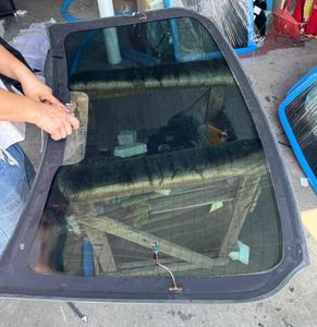 กระจกหน้ารถยนต์มือสอ<span class=keywords><strong>ง</strong></span>ขอ<span class=keywords><strong>ง</strong></span>แท้สำหรับ BMW ซีรีส์ 2 G42 - พร้อมกล้อง + เซ็นเซอร์ + HUD ปี 2021 - กระจกหน้า OE 51318494709 - Product Image 2