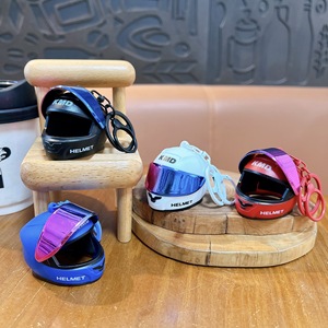 Chaveiro de Capacete de Moto 3D Mini, Chaveiro Estiloso para Motociclistas com Viseira Espelhada Colorida, Pingente Moderno para Bolsas para Motociclistas e Adolescentes - Product Image 2