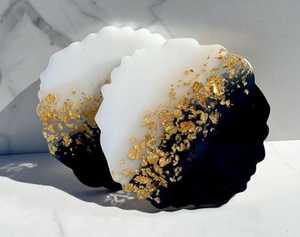 Posavasos de Resina Elegante con Superficie Pulida Lisa y Construcción Artesanal Duradera, Perfecto para Tazas y Vasos - Product Image 3