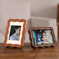 Cadre photo de bureau Ludaye Designs 4x6 5x7 pouces en bois massif fait main, style vintage, à bords ondulés, triple couche, sculpté, pour décoration intérieure