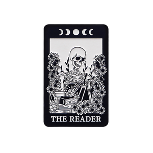 Broche de esmalte duro personalizado con diseño de esqueleto, estilo punk alternativo, con la frase 'Be Gay Do Crime', insignia para mochila, regalo de cumpleaños, hecho de aleación - Product Image 4