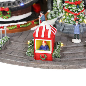 งานประติมากรรมเรซิ่น 3 มิติ วาดสีด้วยมือ หมู่บ้านเทศกาลคริสต์มาสสีสันสดใส พร้อมไฟ LED ม้าหมุนเคลื่อนไหว รถไฟบอลลูนลมร้อน - Product Image 6