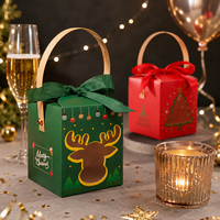 Boîte cadeau pliable en papier de Noël en gros avec poignée et ruban pour bonbons, biscuits, pâtisseries, aliments, emballage de fête
