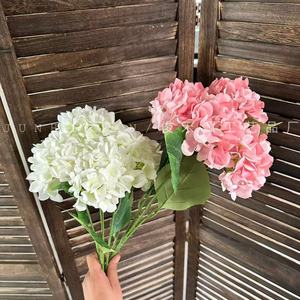 Ramo de Hortensias Junheyuan, Flor Artificial de 5 Cabezas, Decoración para Bodas y Hogar - Product Image 1