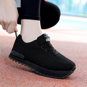 Chaussures de sport légères et respirantes pour hommes et femmes, avec amorti, antidérapantes, à lacets, empeigne en mesh, doublure en coton, pour toutes les saisons, chaussures d'extérieur - Product Image 2