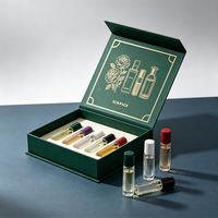 Boîte cadeau rigide magnétique personnalisée pour échantillon de parfum, emballage en papier de luxe avec insert en mousse pour emballage cadeau de parfum de 10 ml