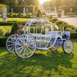 Carrosse de <span class=keywords><strong>Cendrillon</strong></span> à vendre Chariot électrique pour chevaux Voiture de princesse Voiture de mariage Transport de chevaux à vendre - Product Image 1