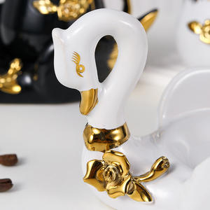 Tasse à café créative en céramique en forme de cygne avec soucoupe, ensemble de tasses à café en céramique électroplaquées pour la maison - Product Image 5