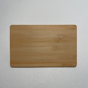 כרטיס ביקור אישי מבמבוק עם RFID UHF NFC וקוד QR, הקשה לחלוקה ללא מגע, כרטיס חבר חכם ועמיד למים - Product Image 1