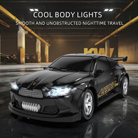 Mini Coches de Drift RC FQD23/25 15 Km/h 1/64 4WD Modelo de Carreras 2.4 GHz 4 Canales Control Remoto con Luces Cable USB Juguetes de Mesa Metálicos Regalo para Niños