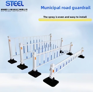 Valla de barandilla de carretera municipal Barrera de seguridad de tráfico de carretera Barrera de aislamiento de estacionamiento anticolisión Q235 Acero alto - Product Image 4