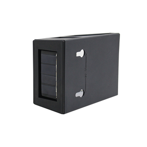 Leal de plástico negro de la pared de Decoración LED impermeable paisaje jardín solar al aire libre LED solar luz de la pared - Product Image 6