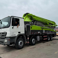 Pompe à béton sur camion d'occasion Zoomlion 50m, châssis Benz 4 essieux, Euro V, faible kilométrage, prête à l'emploi, modèle 2020