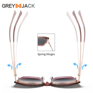 Lunettes de soleil polarisées pour femmes de style européen, grande monture, design papillon magnétique en acier inoxydable, protection UV400 pour la conduite - Product Image 5