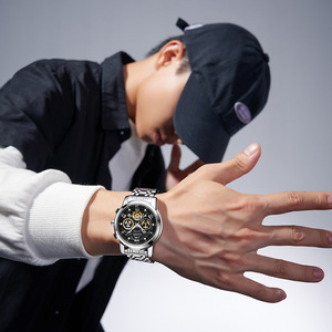 Montre pour homme <span class=keywords><strong>KEDO</strong></span>, design squelette, mouvement automatique à quartz, bracelet en acier inoxydable, cadran lumineux - Product Image 2
