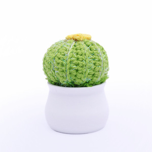 Plante en pot miniature LOVE en forme de cactus, faite main au crochet, pour la décoration de la maison et de la voiture, plante en pot en laine tricotée. - Product Image 3