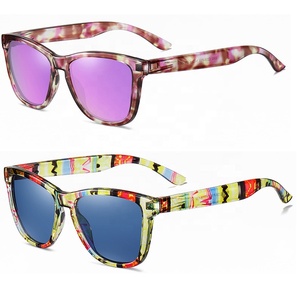 Neue 21 Farben Sonnenbrillen Ready Stock Retro PC-Rahmen Benutzer definiertes Logo Polarisiertes Herren quadrat 2025 Sonnenbrillen UV400 Damen Outdoor-Brillen - Product Image 1