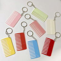 Individuelles Logo Sommer Mini Rechteckiger Kamm Niedlicher und Tragbarer Schlüsselanhänger-Kamm mit Modischem Designer-inspiriertem Acryl-Haarkamm