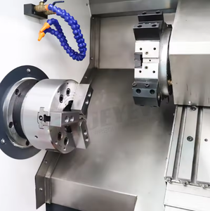 Centro de mecanizado CNC vertical compacto de 3 ejes para fabricación de piezas pequeñas - Product Image 2