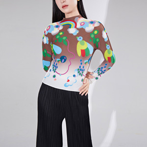 Miyake plissé à manches longues T-shirt pour femmes mince col montant mode impression haute élastique haut serré vêtements pour femmes - Product Image 5