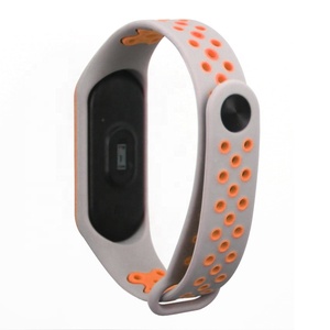 Accessoires <span class=keywords><strong>Mi</strong></span> <span class=keywords><strong>Band</strong></span> <span class=keywords><strong>3</strong></span> & 4 <span class=keywords><strong>Bracelet</strong></span> en silicone pour sport intelligent avec caoutchouc Xiao <span class=keywords><strong>Mi</strong></span> <span class=keywords><strong>Band</strong></span> <span class=keywords><strong>3</strong></span> & 4 - Product Image 6
