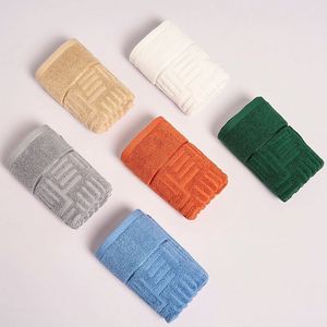 Serviette en coton pur de haute qualité avec logo personnalisé, serviette de bain épaisse et douce, confortable pour un usage domestique - Product Image 3