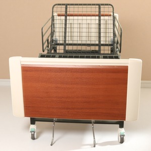 Cama Multifuncional para Personas Mayores, Manual, con Manivela Simple, Estructura de Acero, Respaldo Ajustable y Elevación de Piernas, para Cuidado en el Hogar - Product Image 2
