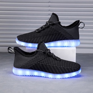 Zapatillas Deportivas LED HQY con Cordones, Fabricadas con Resina Epoxi Transparente de Dos Componentes Ecológica - Product Image 5