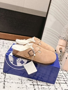 Oem Birkenstocks para zuecos cerrados forrados de lana Zapatillas de Casa de piel de oveja unisex Logotipo personalizado Antideslizante Otoño Directo de fábrica - Product Image 3
