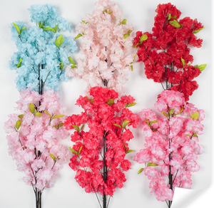 Branches de fleurs de cerisier artificielles en soie rose Sakura du Japon LUYI pour la décoration murale de fond de mariage - Product Image 2