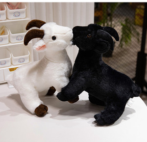 Stile realistico personalizzato di capra di peluche nero bianco di capra peluche realistico di pecora peluche fattoria decorazioni regali per bambini - Product Image 4