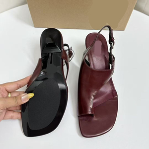 Nuovi Sandali Estivi 2025 <span class=keywords><strong>con</strong></span> Tacco Alto in Stile Francese, Retrò Rosso Vino, Punta Quadrata <span class=keywords><strong>con</strong></span> <span class=keywords><strong>Cinturino</strong></span> Posteriore a Scivolo per Donne - Product Image 4