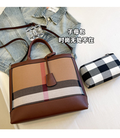 Sac fourre-tout à bandoulière pour femme en PU grande capacité avec fermeture éclair, tendance transfrontalière, à rayures verticales, coutures élégantes, luxe léger haut de gamme
