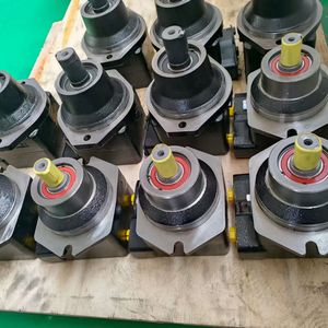 อะไหล่เครื่องจักรกลวิศวกรรม เช่น รถขุด รถดันดิน รถปูผิวทาง รุ่น M4V067 M4D M5A M5B พัดลม มอเตอร์ไฮดรอลิก - Product Image 1