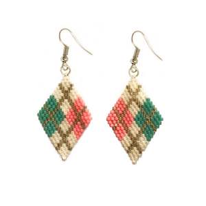 Pendientes de cuentas Miyuki hechos a mano, felicidad artesanal - Product Image 1